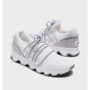 Sorel Kinetic Sneakers - Size 8.5 - Wore once